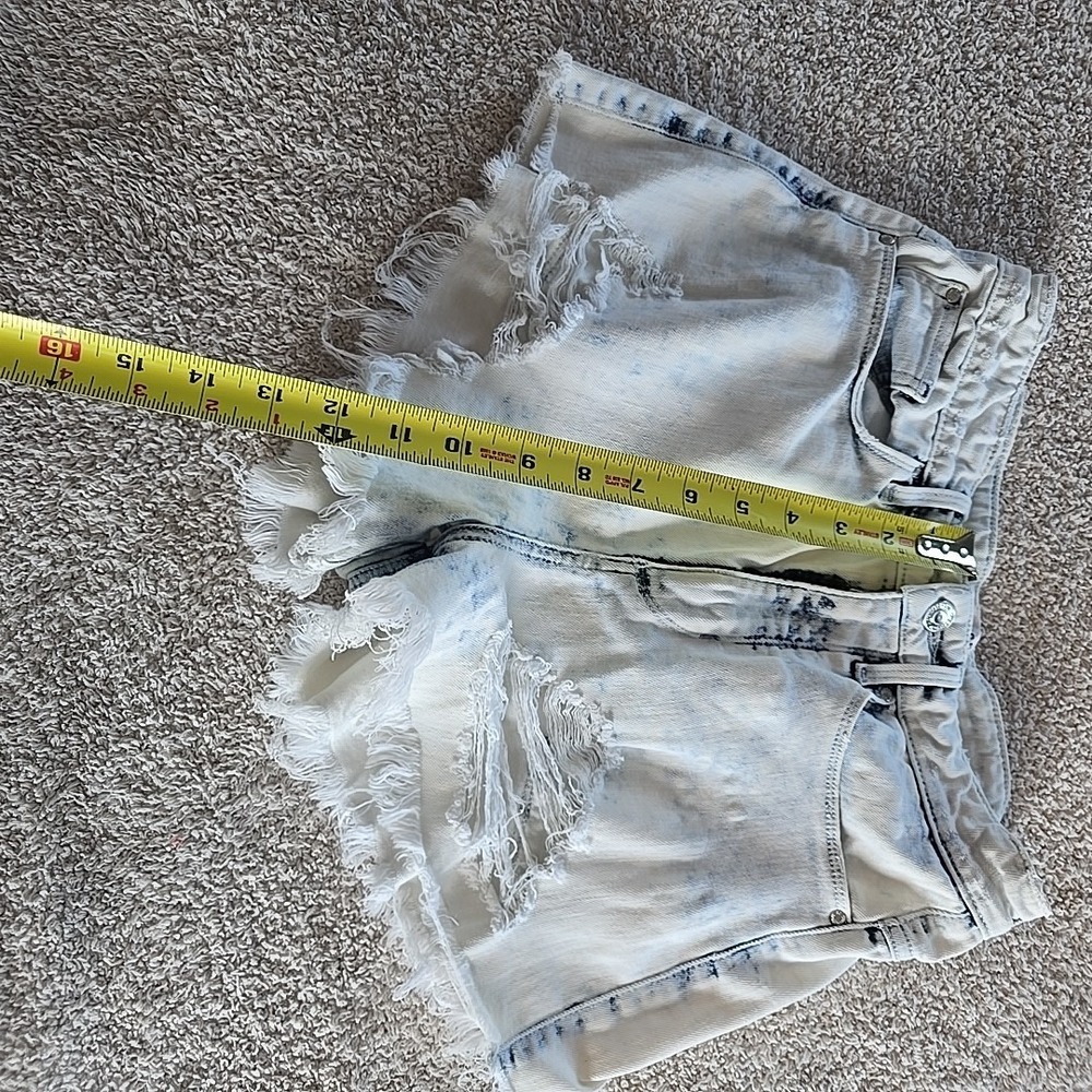 Guess Towel Bleached Denim Shorts Distressed Acid Wash Rough Hem Sz 28 Y2K 90s - Picture 11 of 16